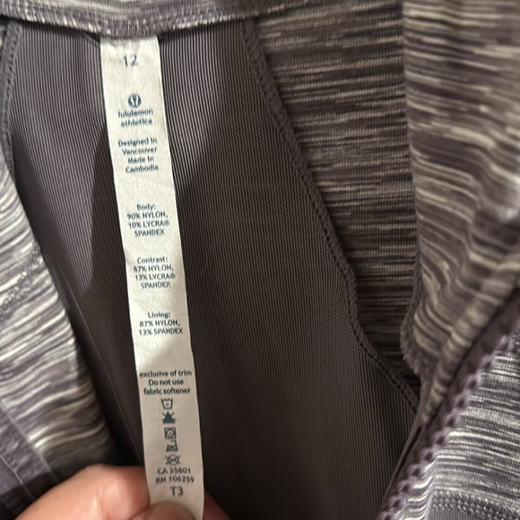 Lululemon Define Jacket Dusty Purple and Cream pattern Size 12 - Picture 3 of 4